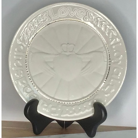 Other - Belleek Irish Claddagh Decorative Plate 9" White Ceramic Love Loyalty Friendship